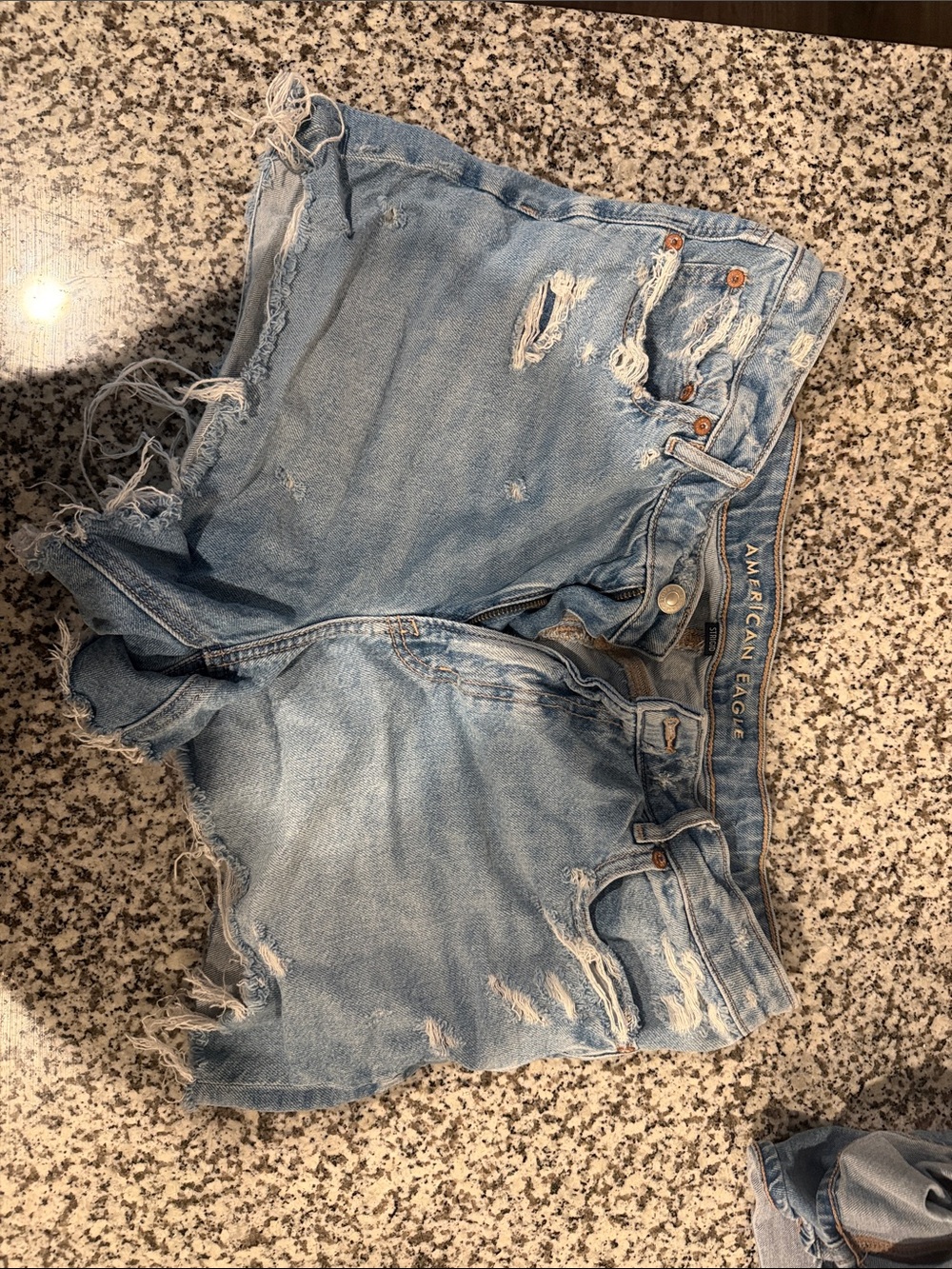 American Eagle Outfitters Light Wash Distressed Denim Cutoff Shorts - Picture 1 of 1